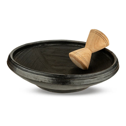 Asanka – Earthernware Grinding Bowl and Wooden Pestle